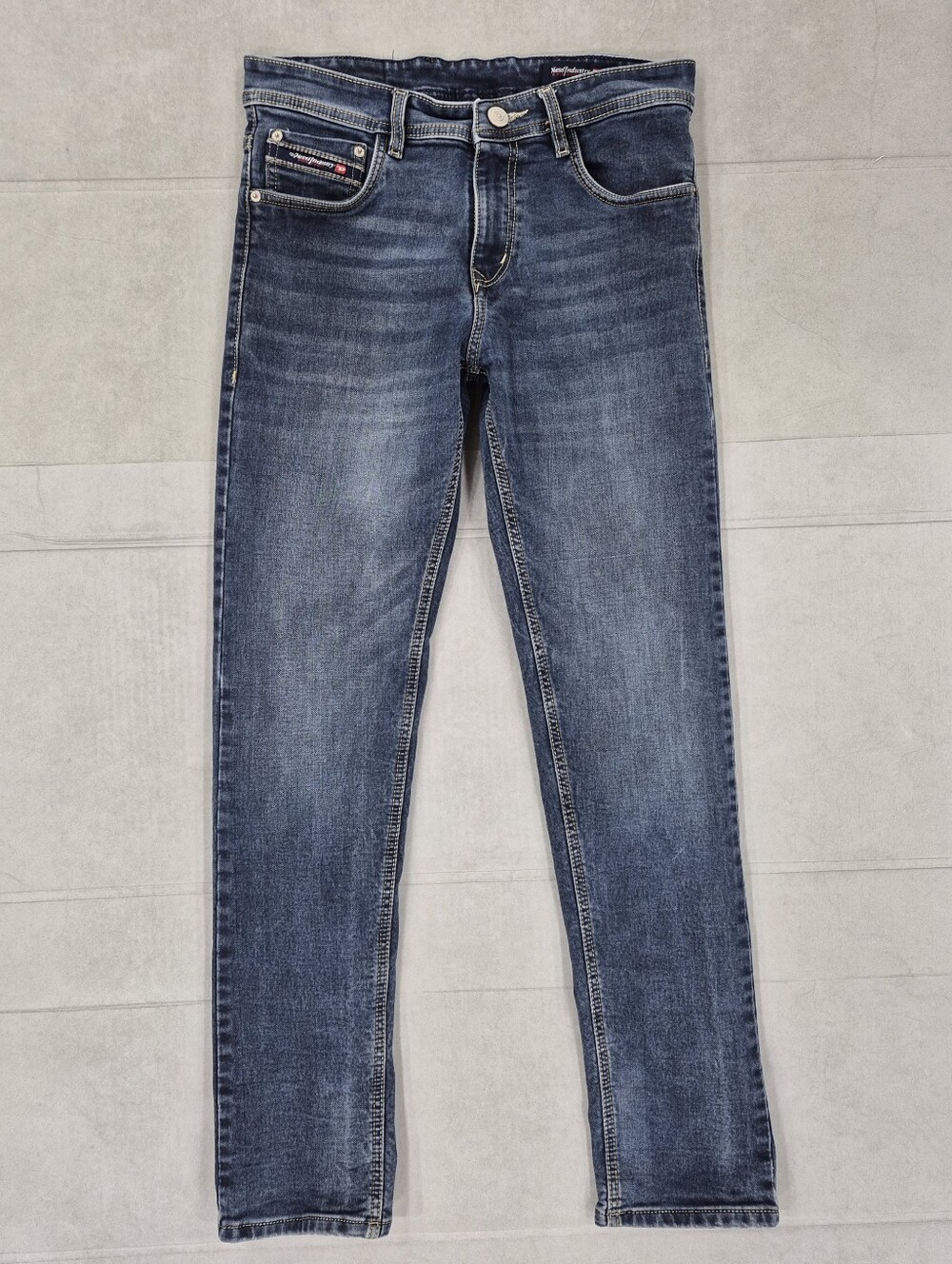 Diesel Industry jeans men's 32x32 slim straight stretch mid rise 5-pocket